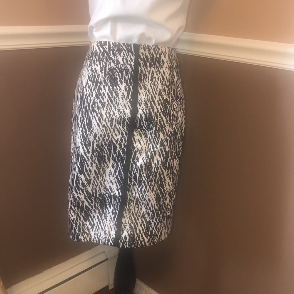 Valerie bertinelli skirt - Picture 3 of 7